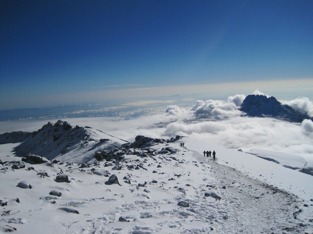 Day 1: Machame Gate (1490 m) – Machame Camp (2980 m)